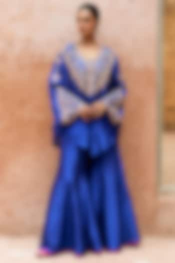 Blue Pure Silk Hand Embroidered Cape Set by Vinita Bhansali at Pernia's Pop Up Shop
