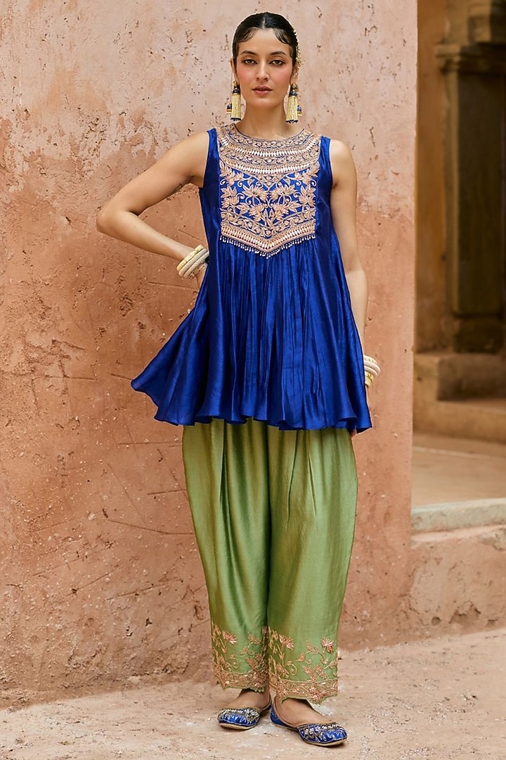 Blue Pure Silk Hand Embroidered Co-ord Set by Vinita Bhansali at Pernia's Pop Up Shop