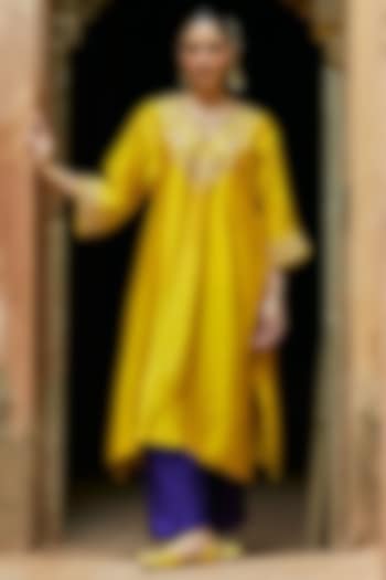 Yellow Pure Silk Hand Embroidered Kaftan Set by Vinita Bhansali at Pernia's Pop Up Shop