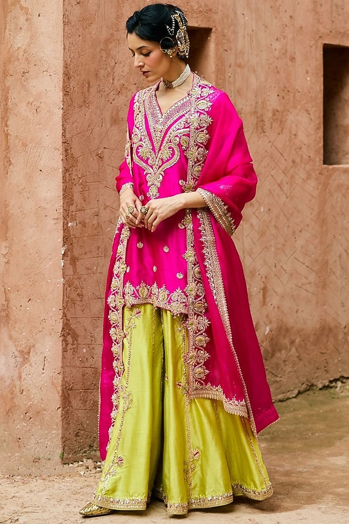 Pink Pure Silk Hand Embroidered Kurta Set by Vinita Bhansali at Pernia's Pop Up Shop