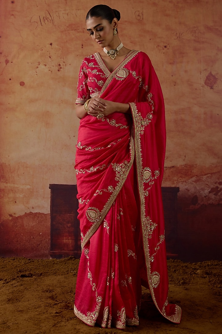 Sindoor Red Pure Silk Zardosi Embroidered Reception Saree Set by Vinita Bhansali at Pernia's Pop Up Shop