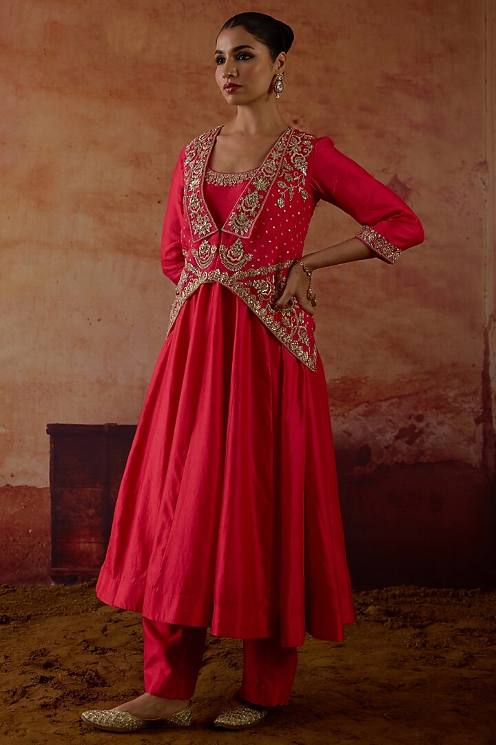 Red Pure Silk Organza Zardosi Embroidered Jacket Wedding Anarkali Set by Vinita Bhansali at Pernia's Pop Up Shop