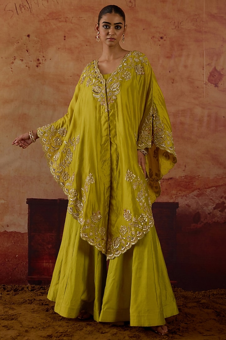 Apple Green Pure Silk Zardosi Embroidered Cape Set by Vinita Bhansali at Pernia's Pop Up Shop