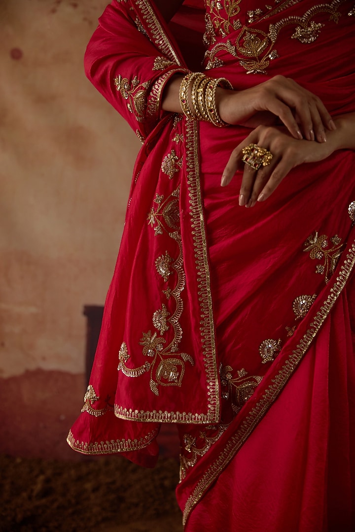 Red Pure Silk Zardosi & Sequins Hand Embroidered Wedding Saree Set by Vinita Bhansali at Pernia's Pop Up Shop