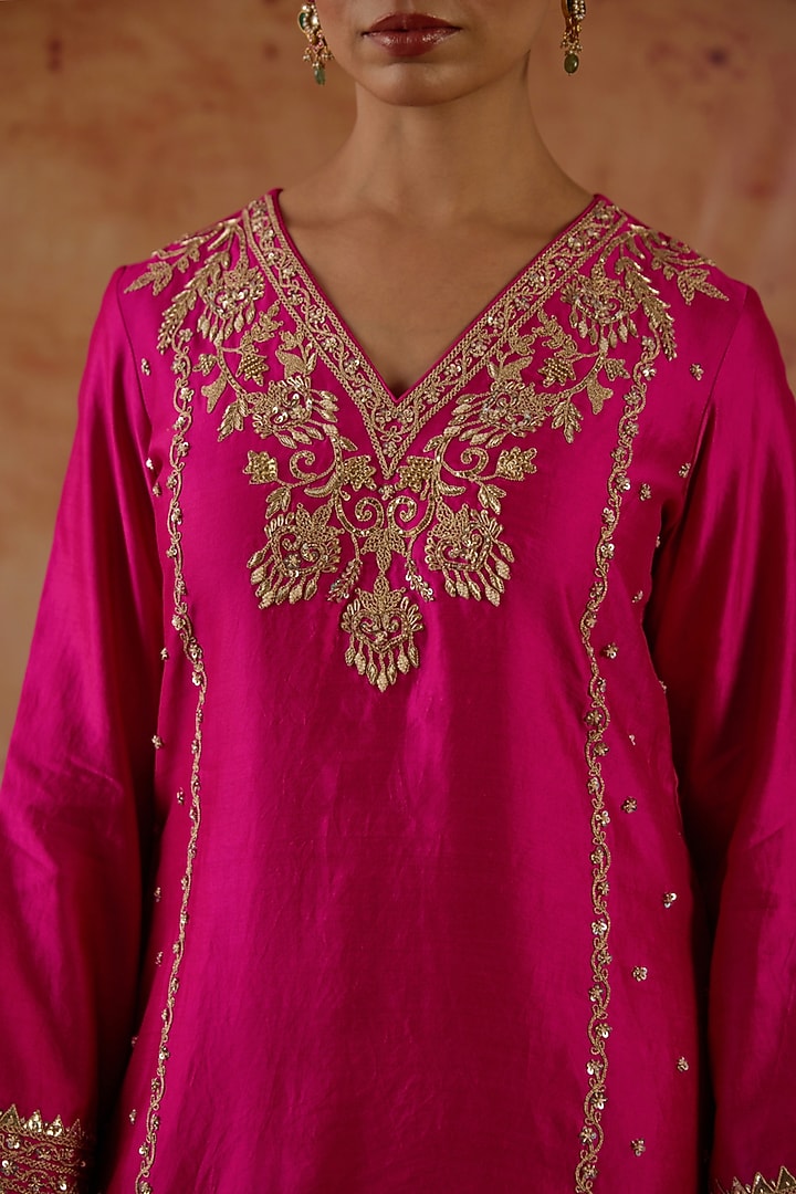 Pink Pure Silk Zardosi Hand Embroidered Kurta Set by Vinita Bhansali at Pernia's Pop Up Shop