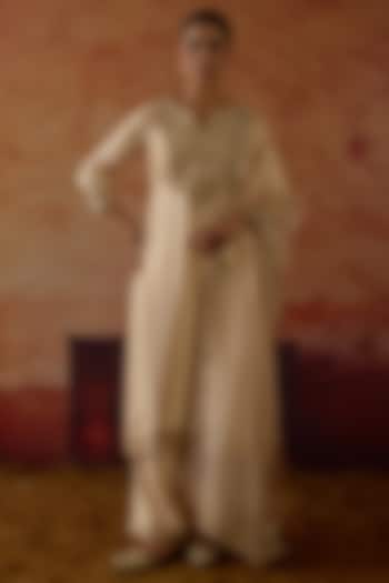 Ivory Pure Silk Zardosi Embroidered Kurta Set by Vinita Bhansali at Pernia's Pop Up Shop