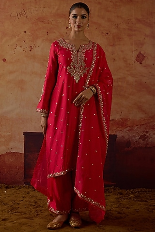 Red Pure Silk Zardosi Embroidered Kurta Set by Vinita Bhansali