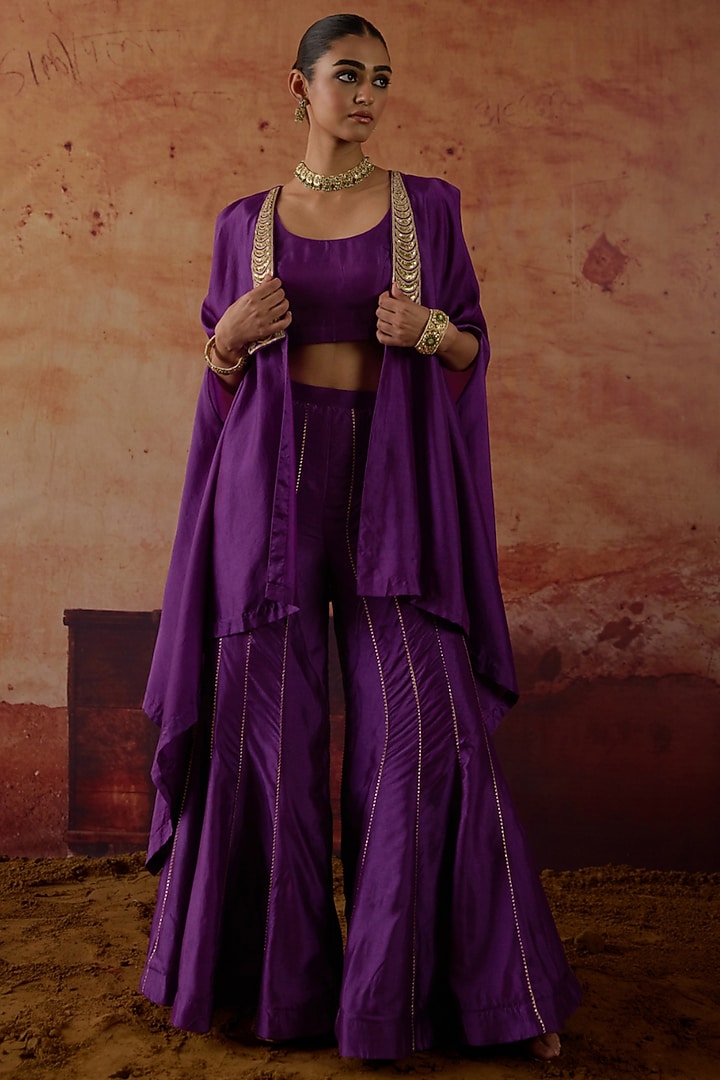 Purple Silk Sequins Hand Embroidered Cape Set by Vinita Bhansali at Pernia's Pop Up Shop