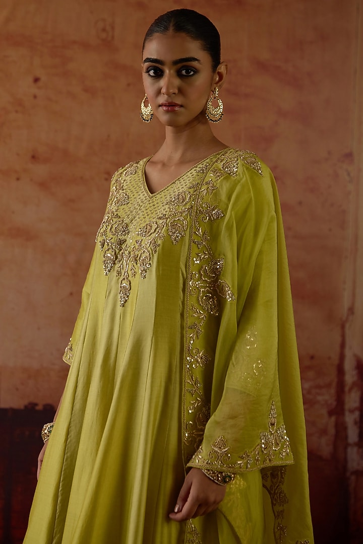 Apple Green Pure Silk Zardosi Embroidered Kurta Set by Vinita Bhansali at Pernia's Pop Up Shop