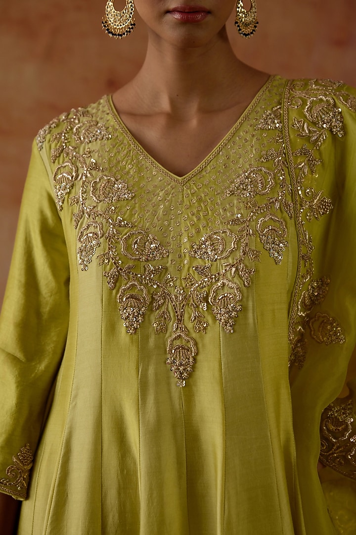 Apple Green Pure Silk Zardosi Embroidered Kurta Set by Vinita Bhansali at Pernia's Pop Up Shop