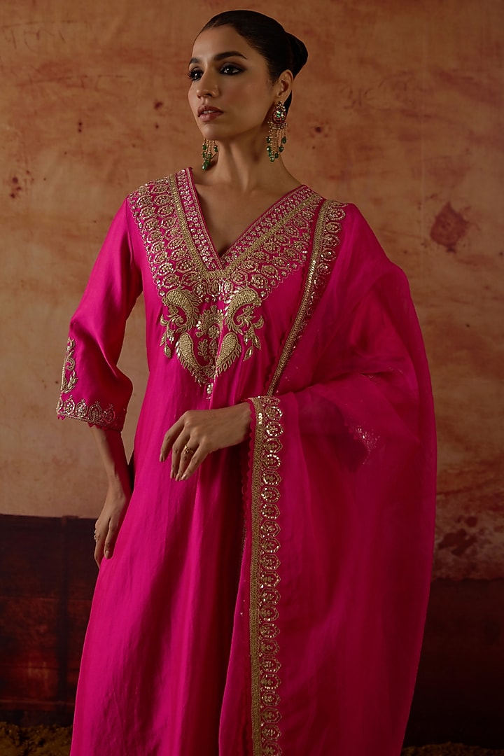 Pink Pure Silk Zardosi Hand Embroidered Kurta Set by Vinita Bhansali at Pernia's Pop Up Shop