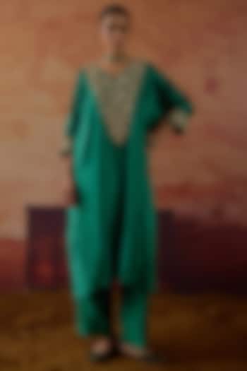 Green Pure Silk Zardosi Hand Embroidered Kaftan Set by Vinita Bhansali at Pernia's Pop Up Shop