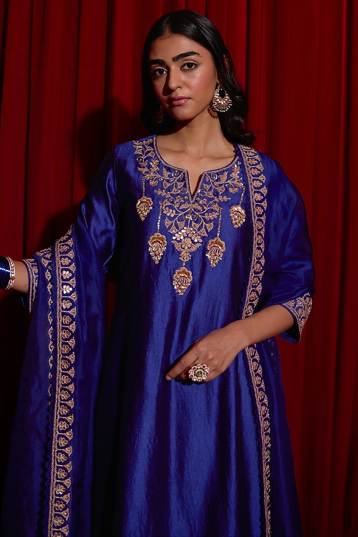 Blue Pure Silk Zardosi Hand Embroidered Kurta Set by Vinita Bhansali at Pernia's Pop Up Shop