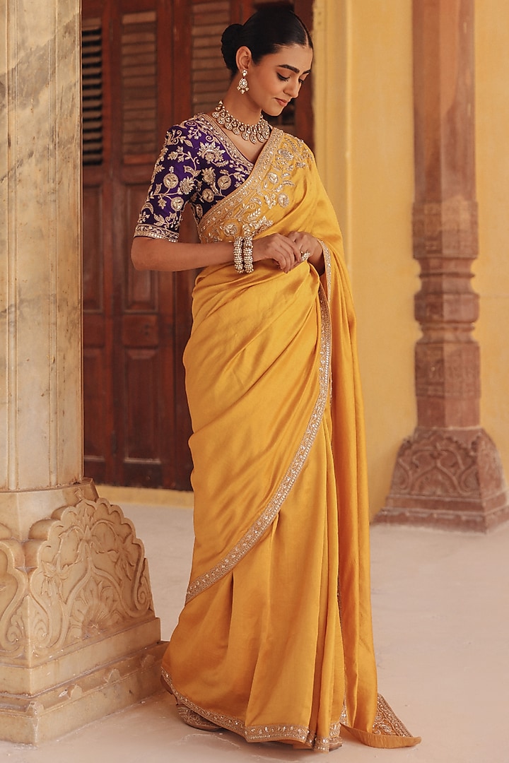 Yellow Pure Silk Zardosi Embroidered Reception Saree Set by Vinita Bhansali at Pernia's Pop Up Shop