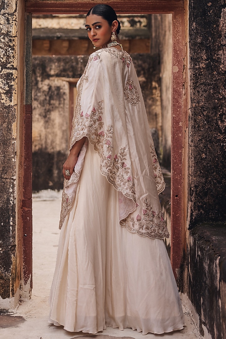 Ivory Pure Silk Zardosi Hand Embroidered Cape Set by Vinita Bhansali at Pernia's Pop Up Shop