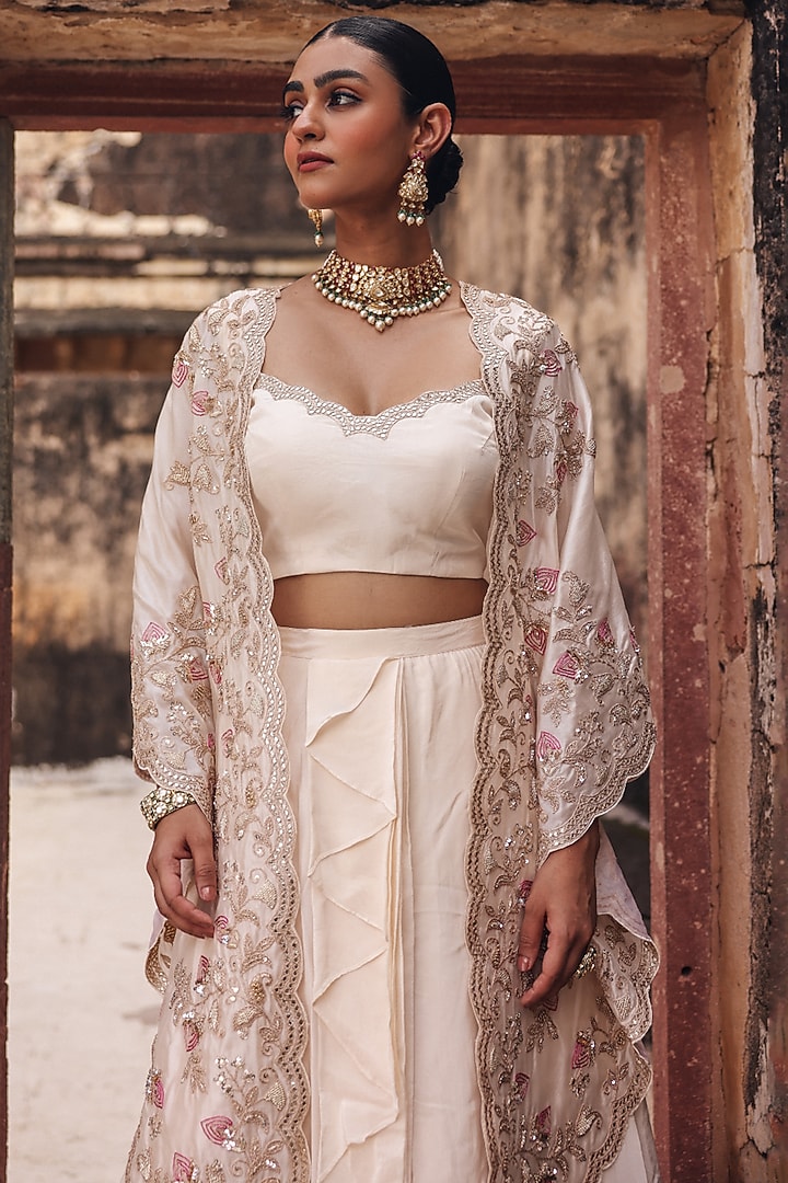 Ivory Pure Silk Zardosi Hand Embroidered Cape Set by Vinita Bhansali at Pernia's Pop Up Shop