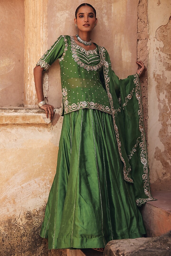Green Pure Silk Zardosi Embroidered Wedding Lehenga Set by Vinita Bhansali at Pernia's Pop Up Shop