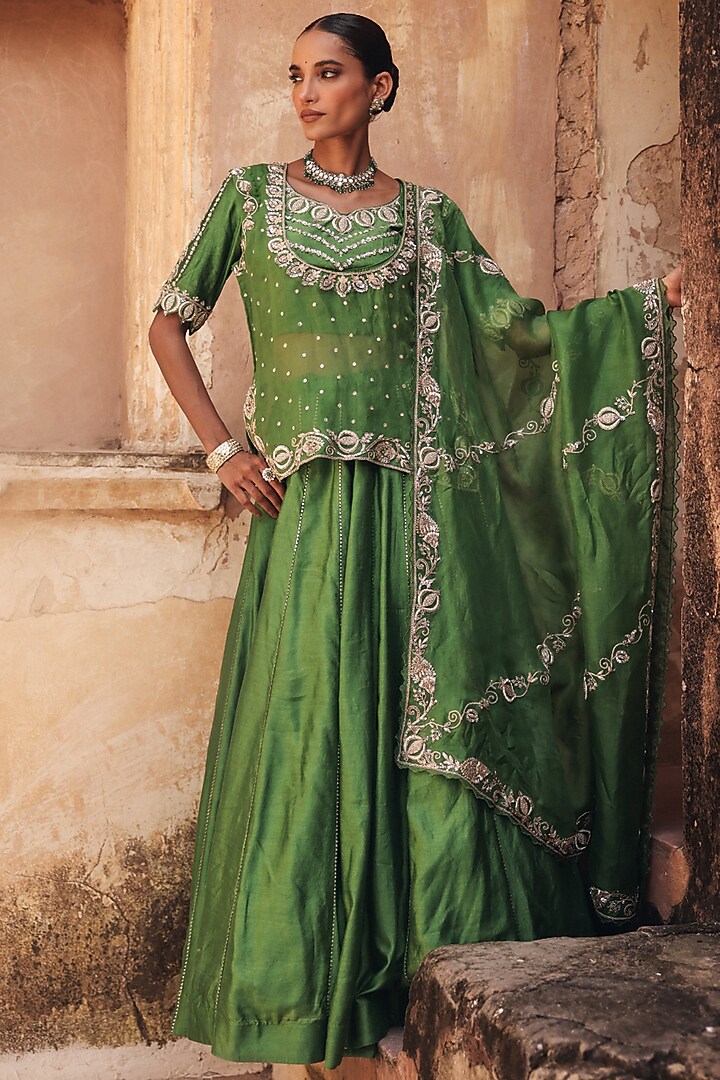 Green Pure Silk Zardosi Embroidered Wedding Lehenga Set by Vinita Bhansali at Pernia's Pop Up Shop