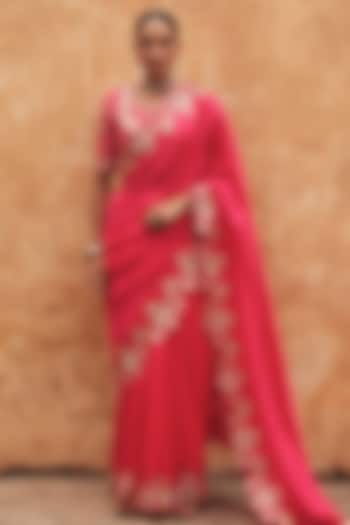 Red Pure Silk Zardosi Embroidered Reception Saree Set by Vinita Bhansali at Pernia's Pop Up Shop