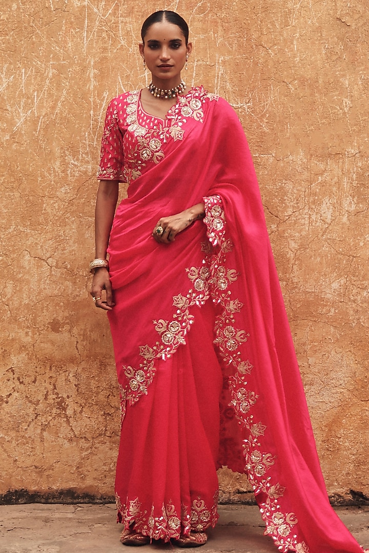 Red Pure Silk Zardosi Embroidered Reception Saree Set by Vinita Bhansali at Pernia's Pop Up Shop