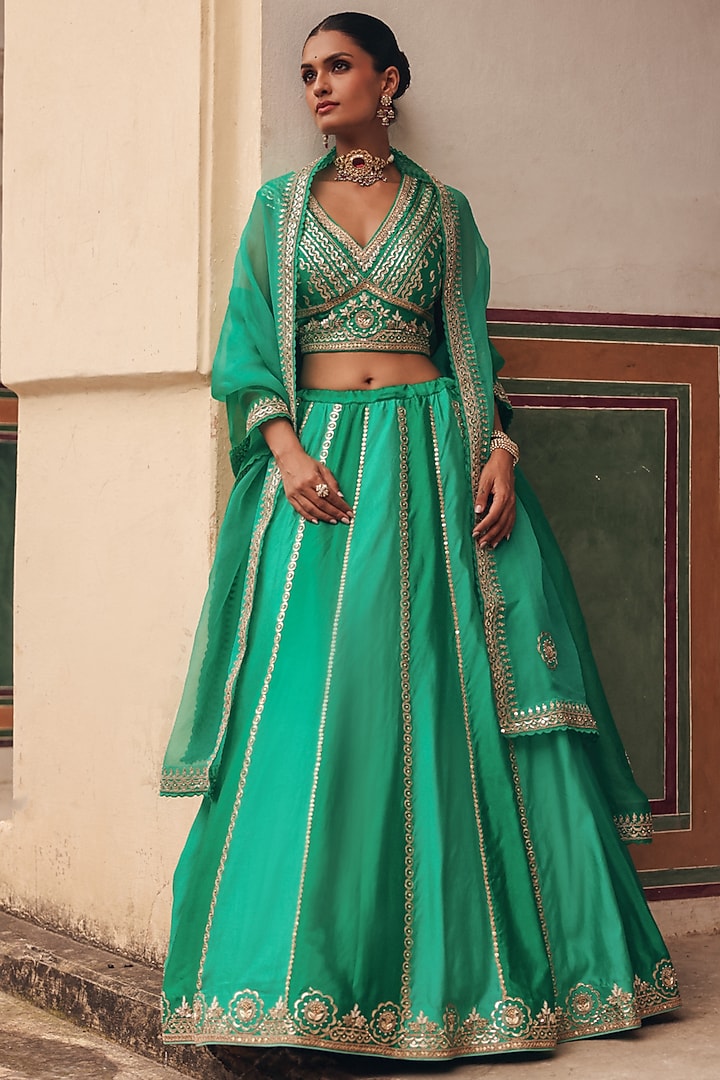 Green Pure Silk Zardosi Embroidered Wedding Lehenga Set by Vinita Bhansali at Pernia's Pop Up Shop