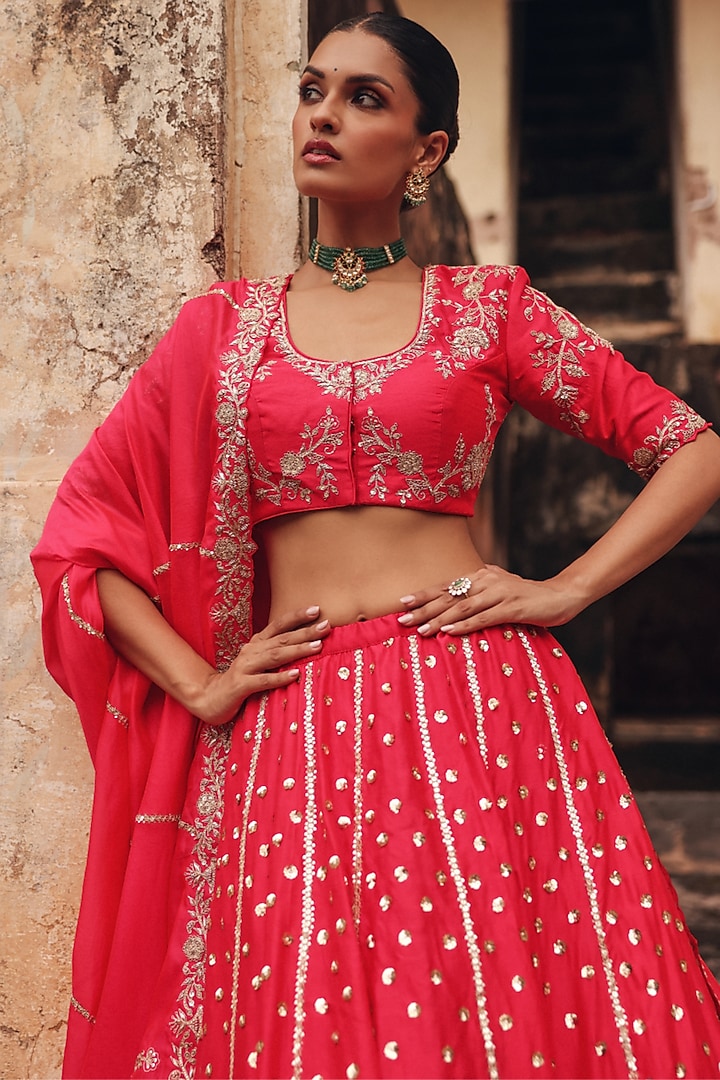Red Pure Silk Zardosi Embroidered Bridal Lehenga Set by Vinita Bhansali at Pernia's Pop Up Shop