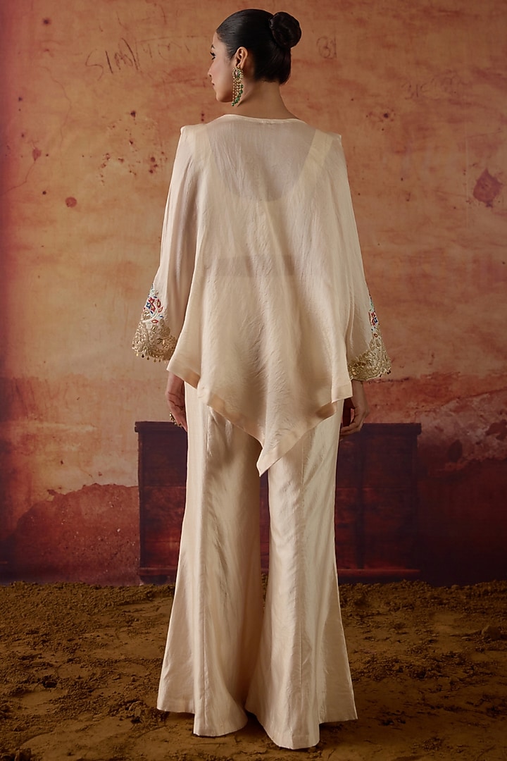Ivory Pure Silk Zardosi Embroidered Cape Set by Vinita Bhansali at Pernia's Pop Up Shop