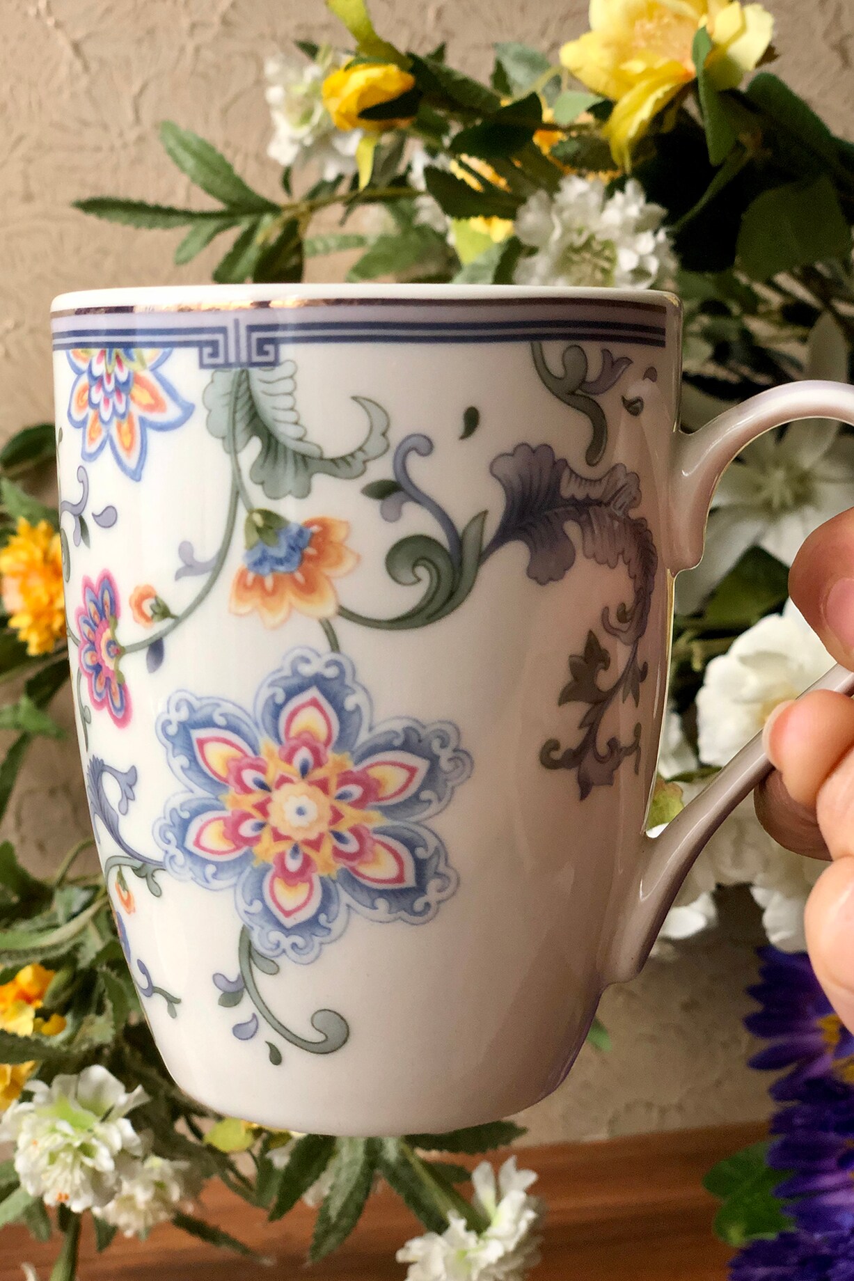 White Floral Pattern Embossed Porcelain Mugs (Set of 2) Design by