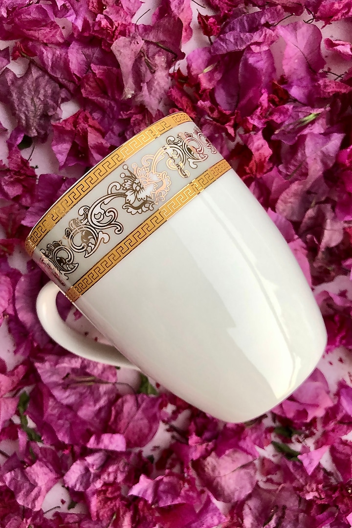 White & Gold Premium Porcelain Mugs (Set of 2) by Vigneto