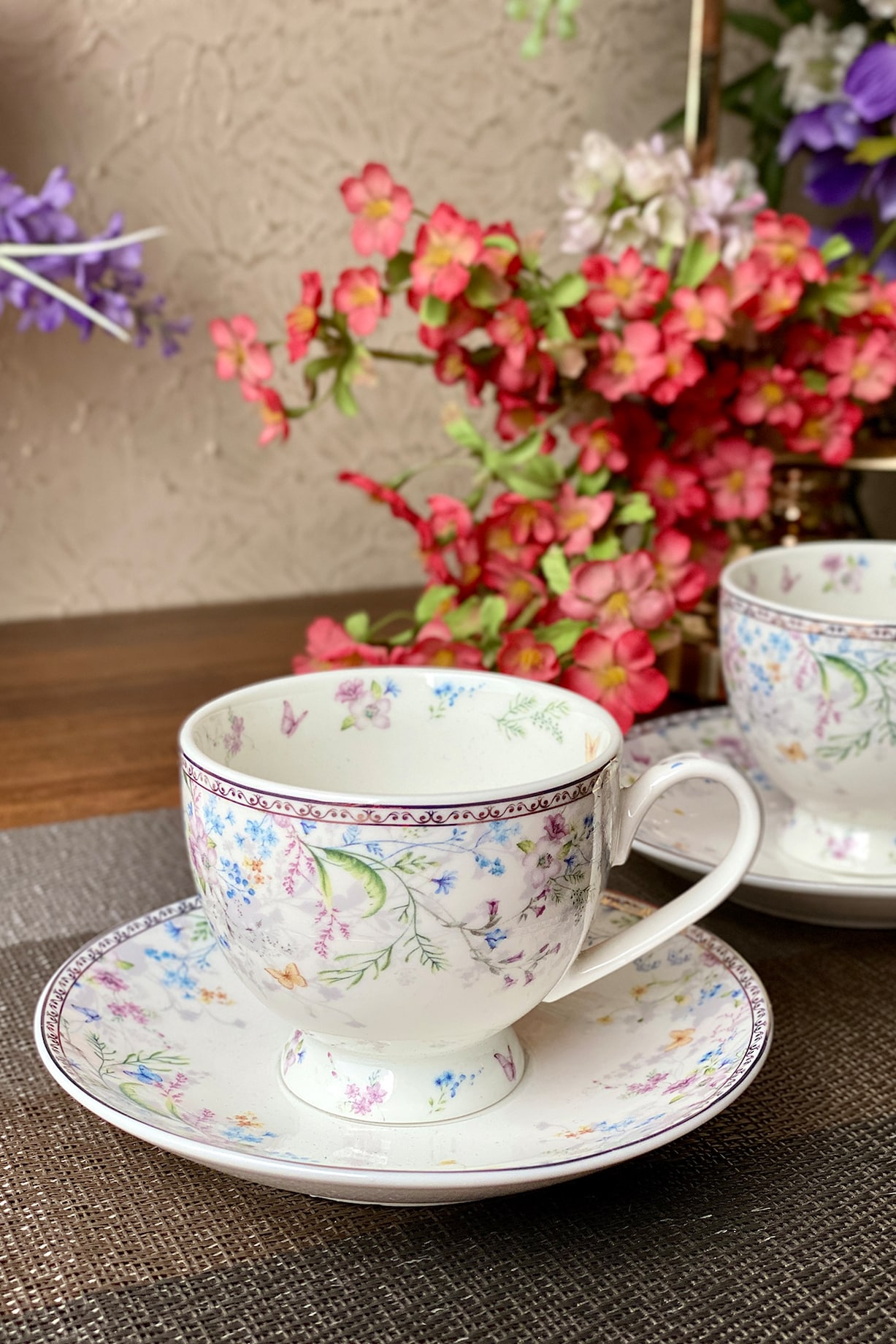 Cup and Saucer Set – Vigneto