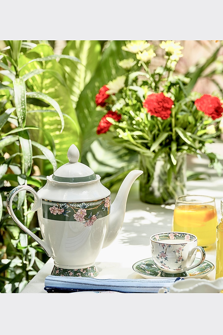 White Finest Premium Porcelain Floral Embossed Tea Set by Vigneto