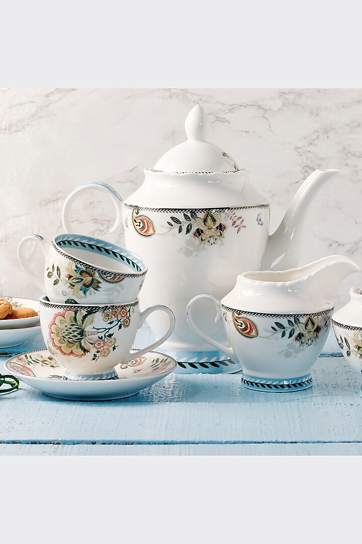 White Finest Premium Porcelain Tea Set by Vigneto at Pernia's Pop Up Shop