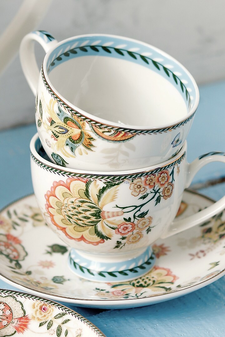 White Finest Premium Porcelain Tea Set by Vigneto at Pernia's Pop Up Shop