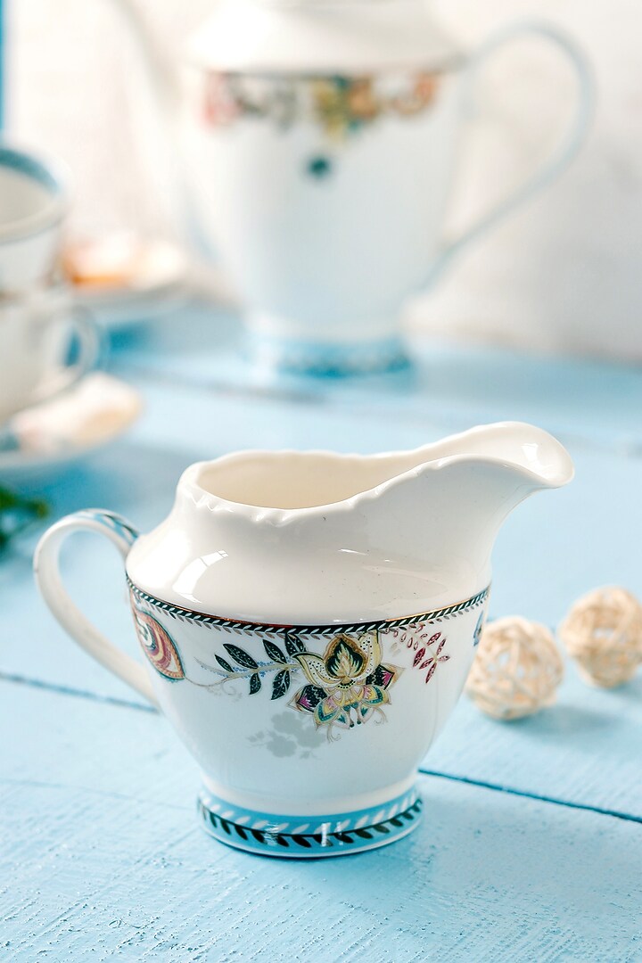 White Finest Premium Porcelain Tea Set by Vigneto at Pernia's Pop Up Shop