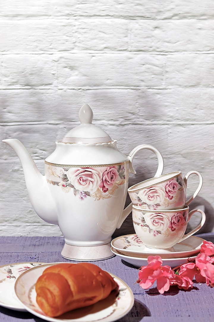 White Finest Premium Porcelain Tea Set by Vigneto at Pernia's Pop Up Shop