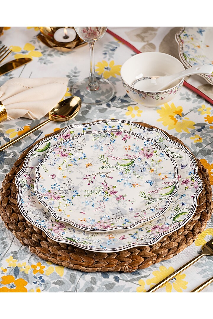 White Finest Premium Porcelain Floral Dinner Set by Vigneto at Pernia's Pop Up Shop