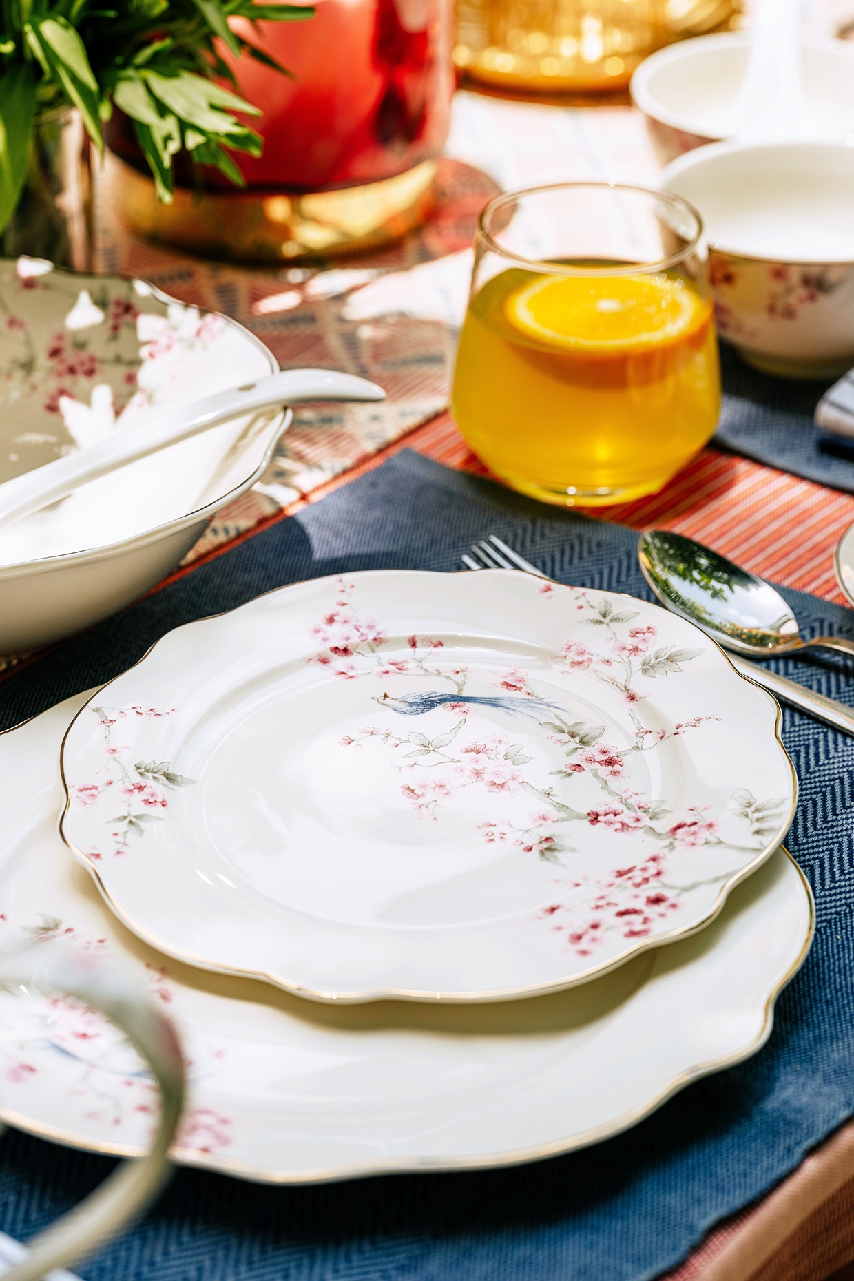 Floral on sale dinner set