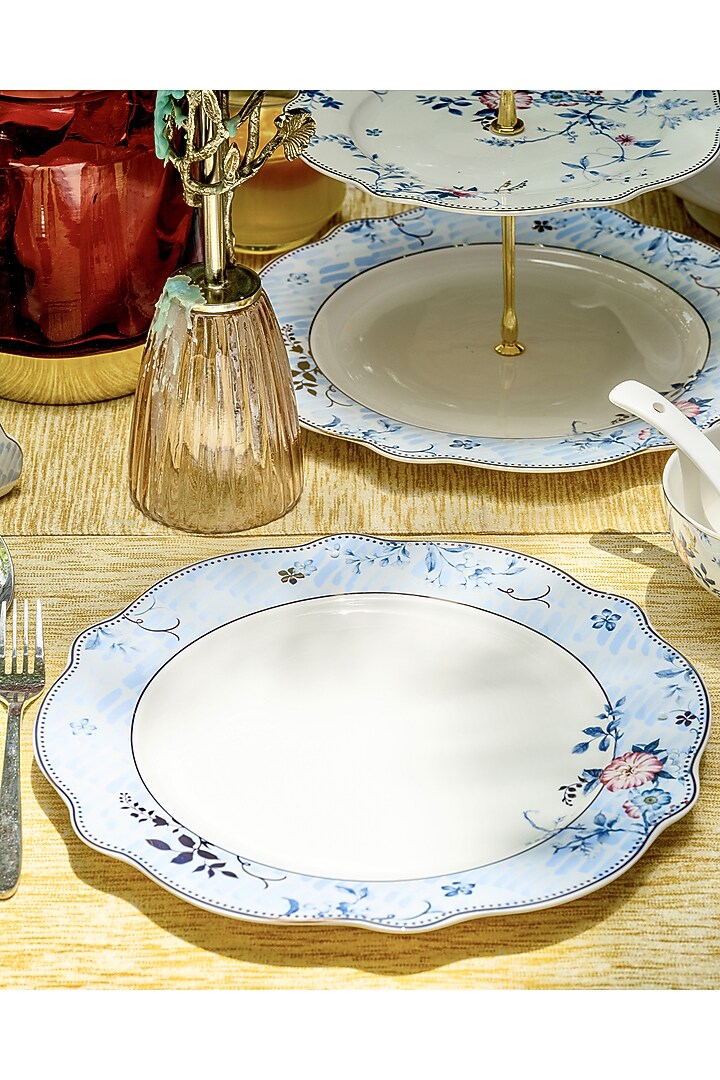 Blue & White Finest Premium Porcelain Floral Dinner Set by Vigneto at Pernia's Pop Up Shop