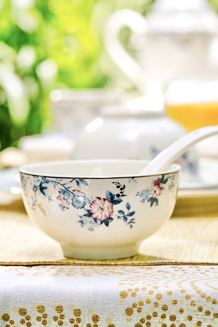 Blue & White Finest Premium Porcelain Dinner Set by Vigneto at Pernia's Pop Up Shop