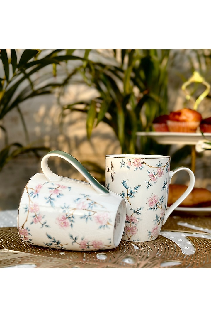 White & Green Finest Premium Porcelain Mug Set by Vigneto