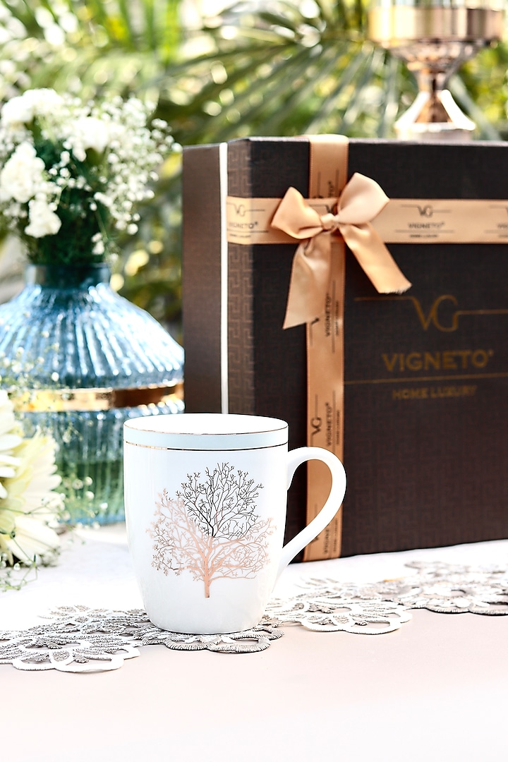 White & Blue Finest Premium Porcelain Mug Set by Vigneto