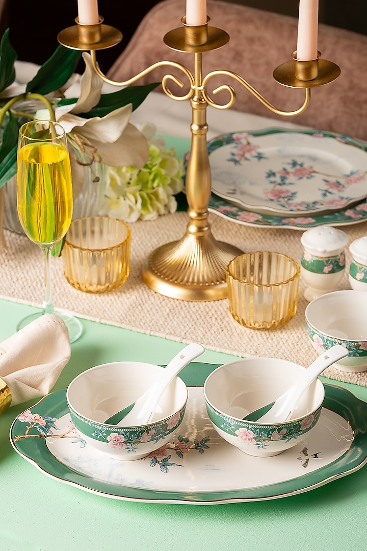 Victorian Green Porcelain Dinner Set (Set of 36) by Vigneto
