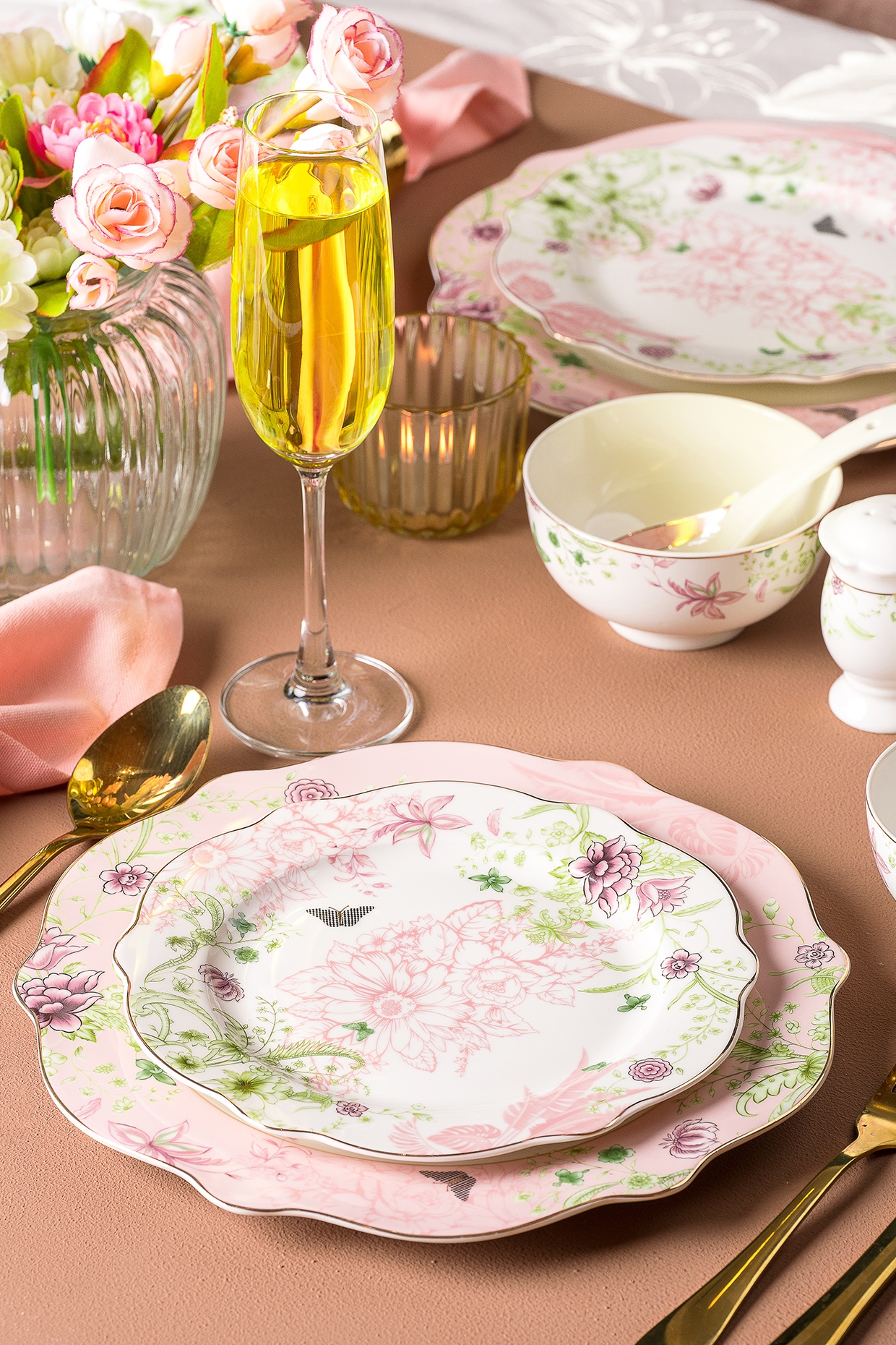 Blush Pink Floral Shaped Dinner Set Set of 36 Design by Vigneto