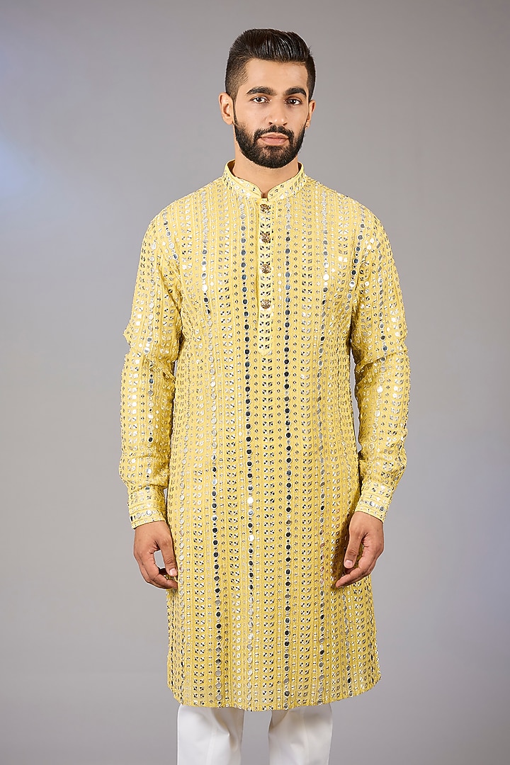 Yellow Gold Poly Viscose Blend Motif Thread Embroidered Kurta Set by VICUGNA at Pernia's Pop Up Shop