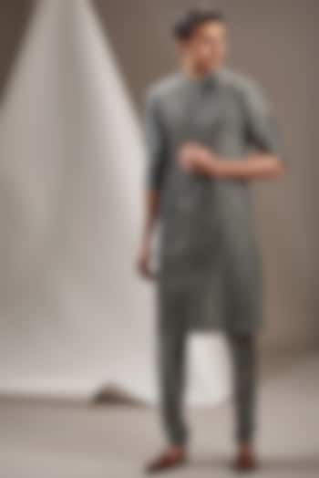 Grey Cotton Blend Textured Kurta Set by VICUGNA at Pernia's Pop Up Shop