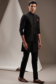 product-color-Black