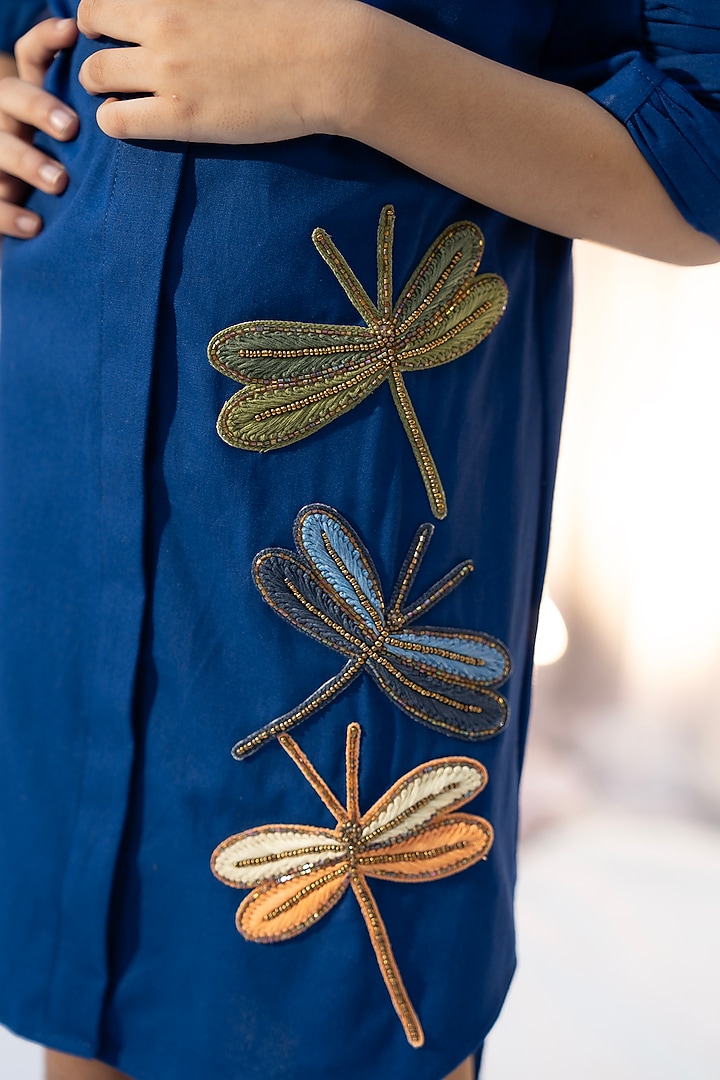 Rin Blue Poplin Applique Shirt Dress For Girls by Vibrant Hues at Pernia's Pop Up Shop