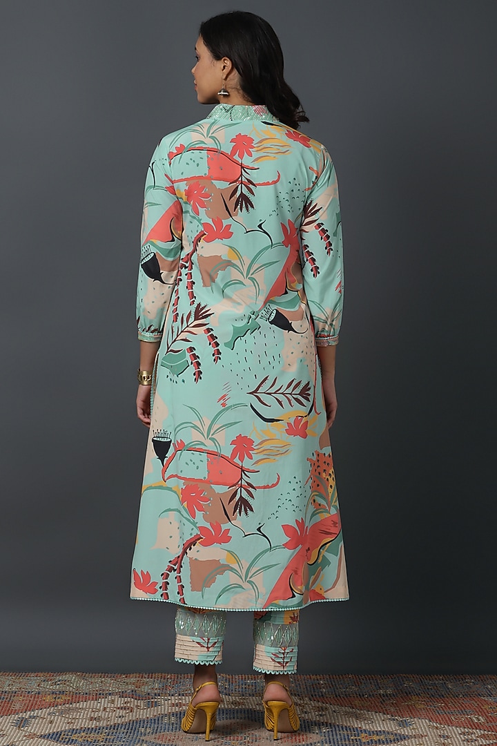 Powder Blue Luxury Crepe Digital Printed Kurta Set by VINNY KHURANA OFFICIAL at Pernia's Pop Up Shop