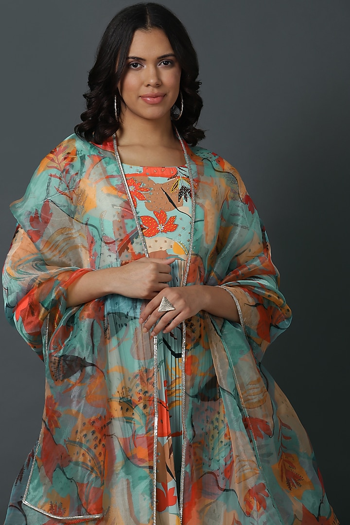 Powder Blue Luxury Crepe Digital Printed Kurta Set by VINNY KHURANA OFFICIAL at Pernia's Pop Up Shop