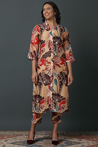 Beige Cotton Silk Digital Printed Kurta Set by VINNY KHURANA OFFICIAL
